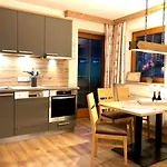 Veronika Appartement *
